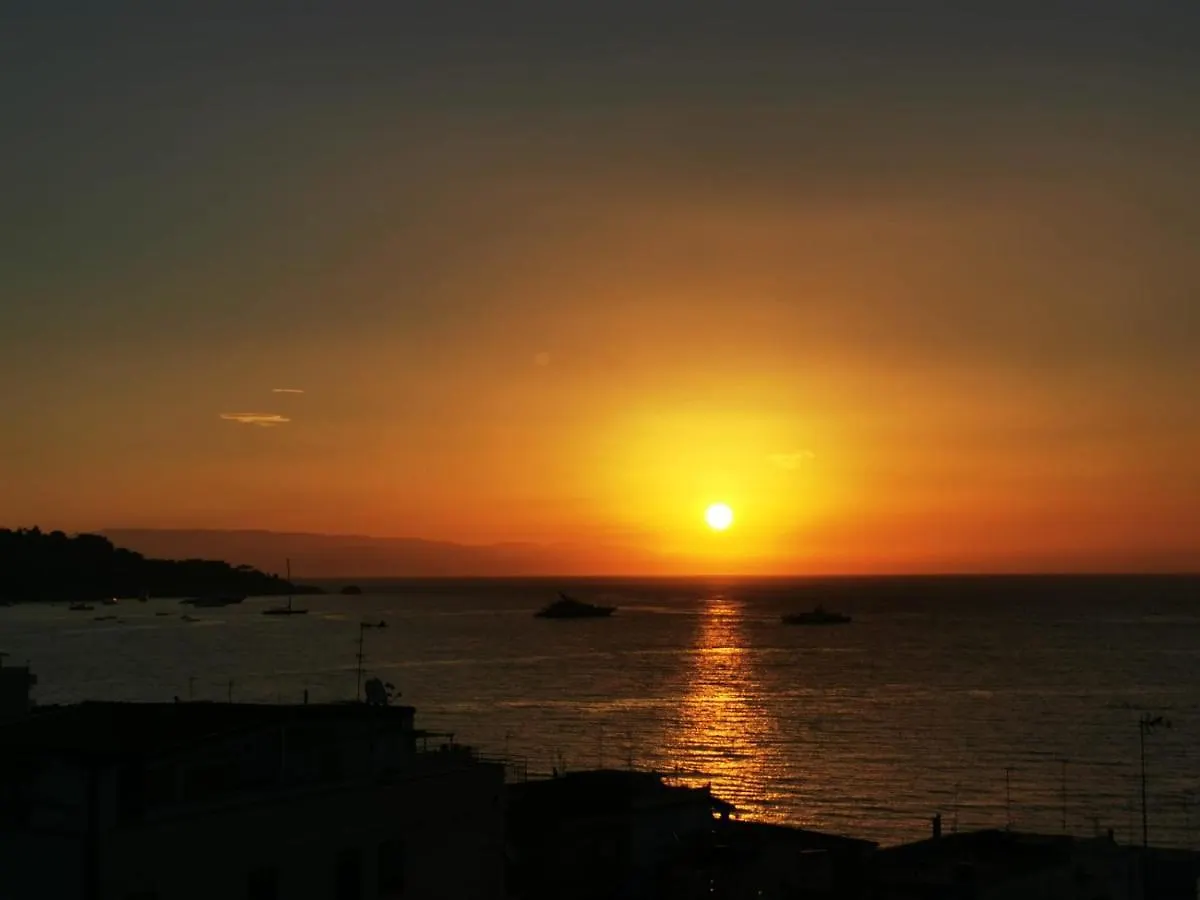 Il Tesoro Di Fea Apartment Giardini Naxos